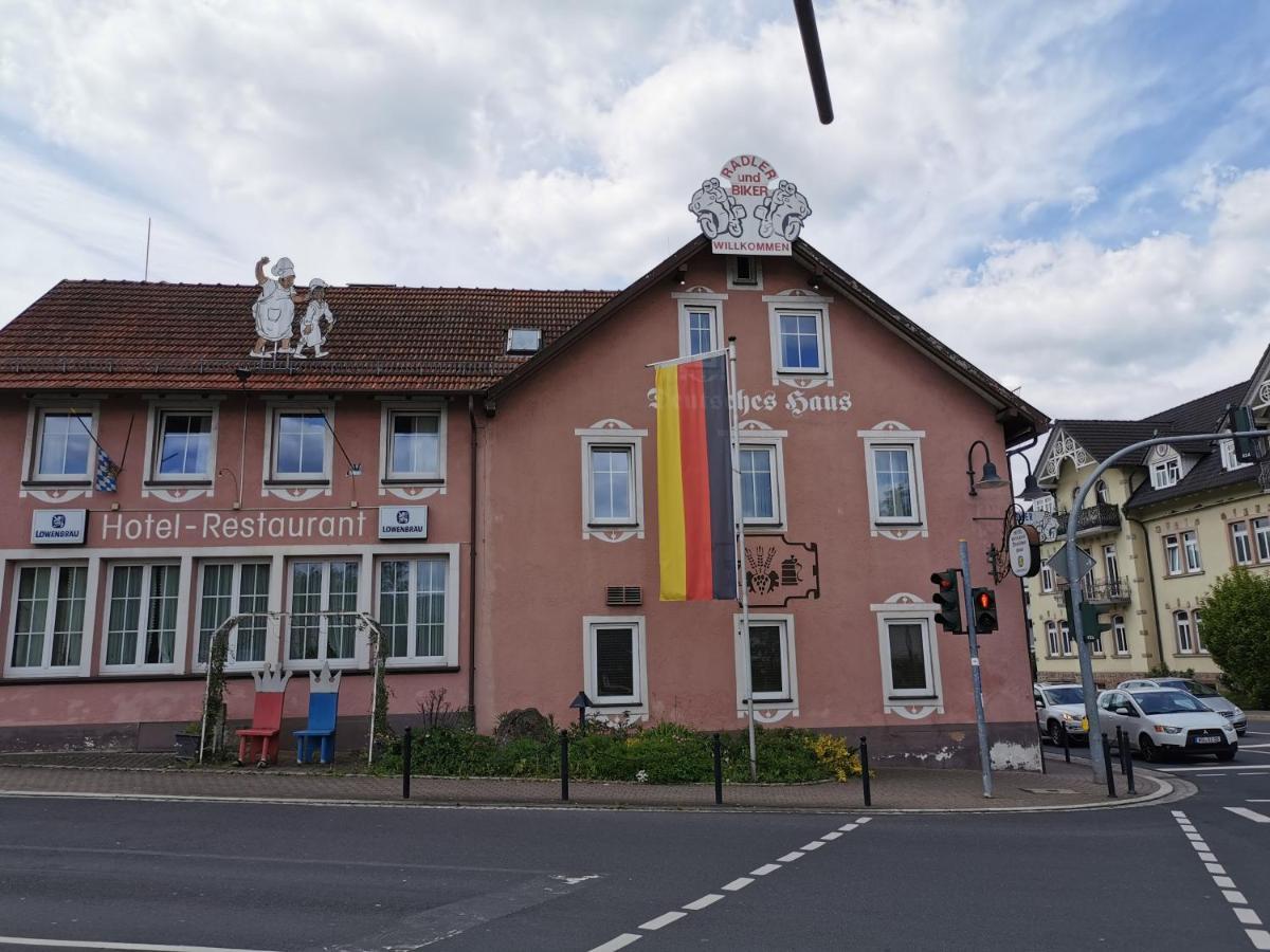 Hotel Deutsches Haus Бад-Брюккенау Экстерьер фото