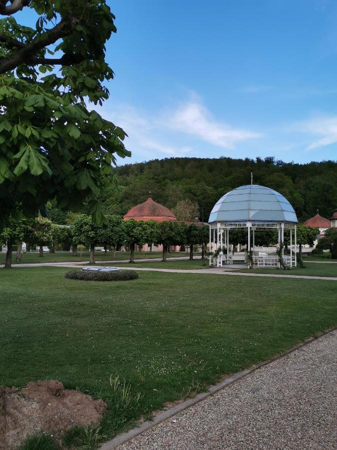 Hotel Deutsches Haus Бад-Брюккенау Экстерьер фото