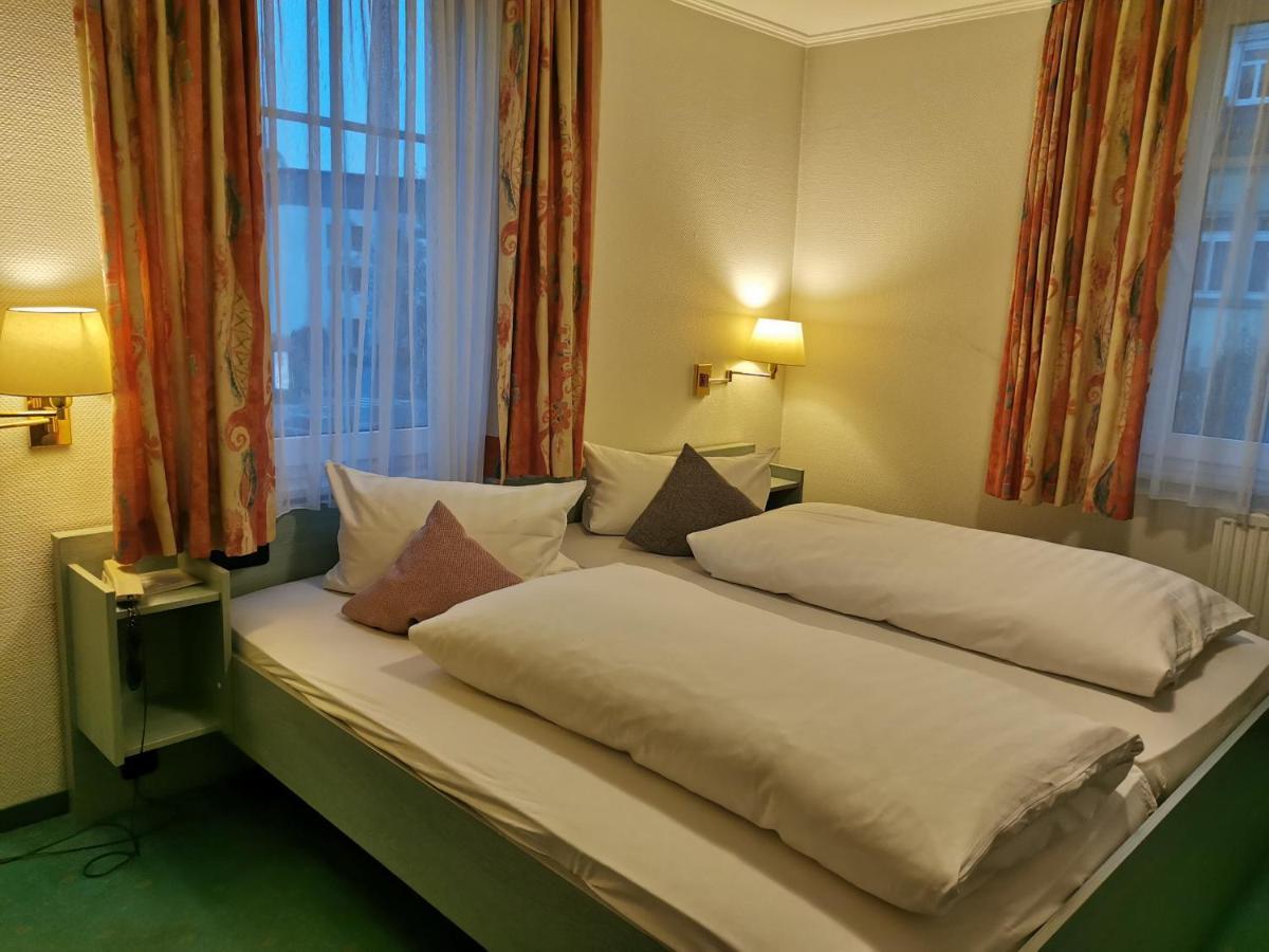 Hotel Deutsches Haus Бад-Брюккенау Экстерьер фото