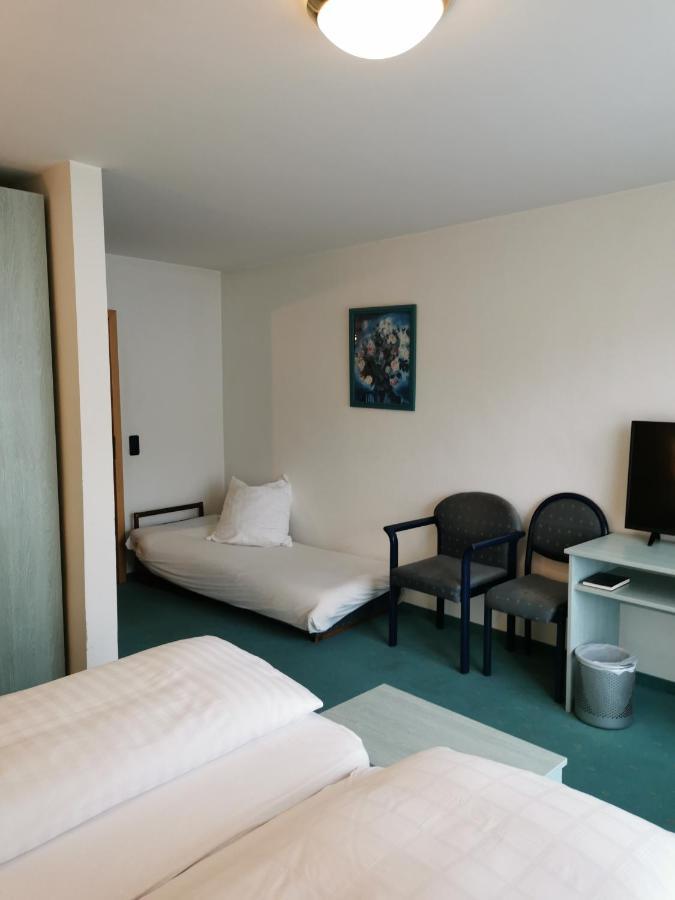 Hotel Deutsches Haus Бад-Брюккенау Экстерьер фото