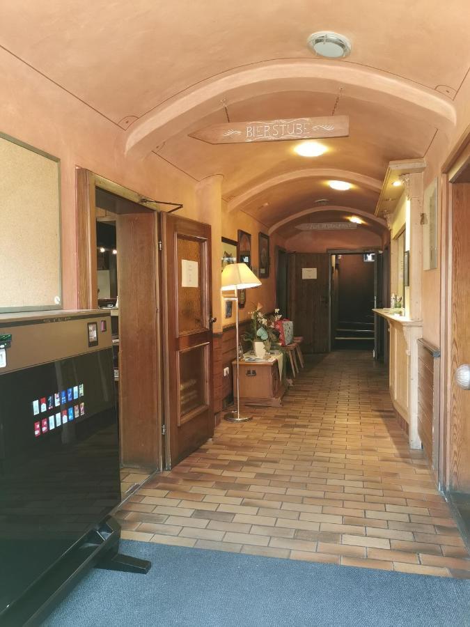 Hotel Deutsches Haus Бад-Брюккенау Экстерьер фото