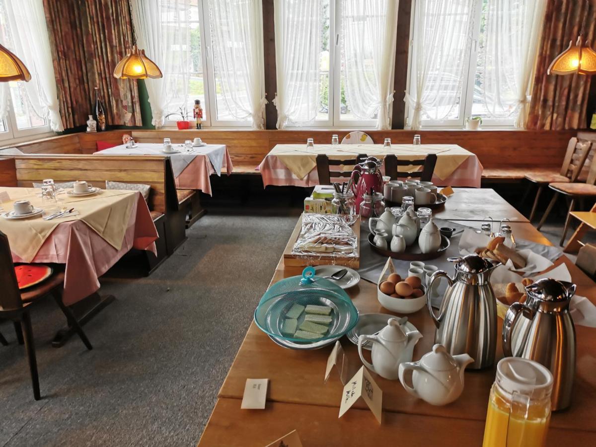 Hotel Deutsches Haus Бад-Брюккенау Экстерьер фото